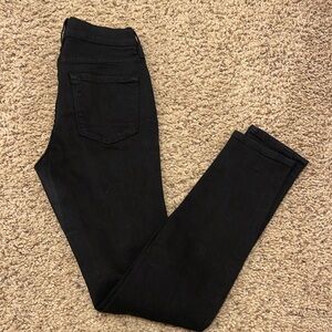 Frame Distressed Skinny Jeans